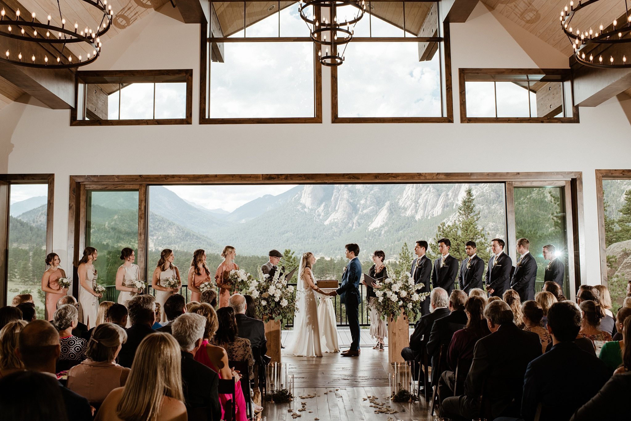 The Boulders At Black Canyon Inn Wedding Venue In Estes Park