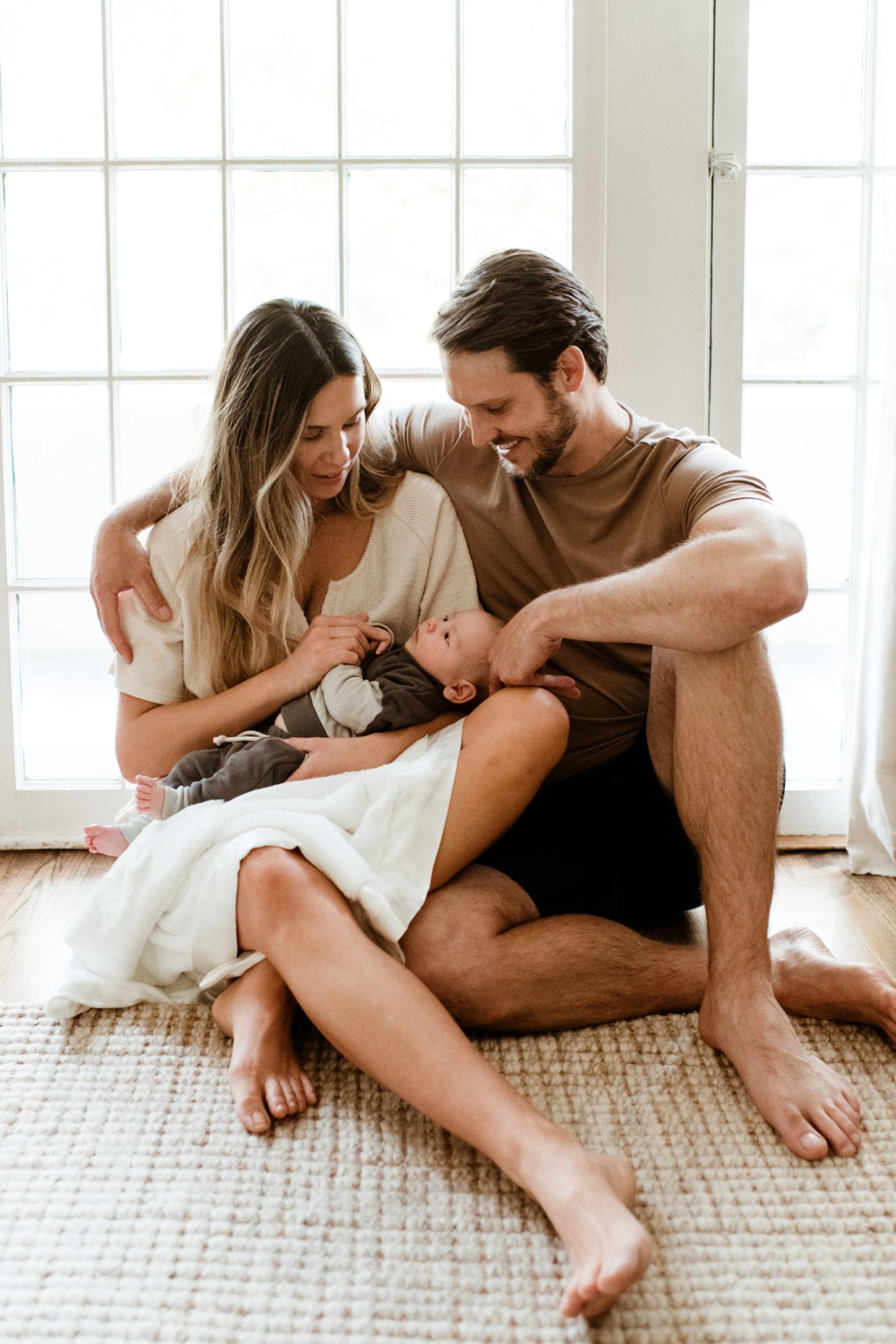 newborn in home lifestyle photos