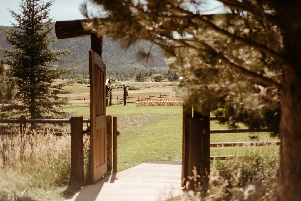 spruce mountain ranch wedding Treys vista